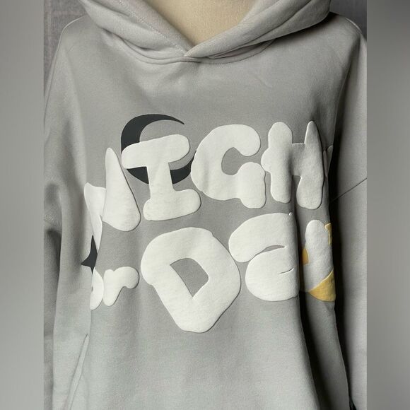 Night or Day Light Grey Pullover Chunky Fleece Lined Hoodie (Size: XL) - Picture 14 of 16